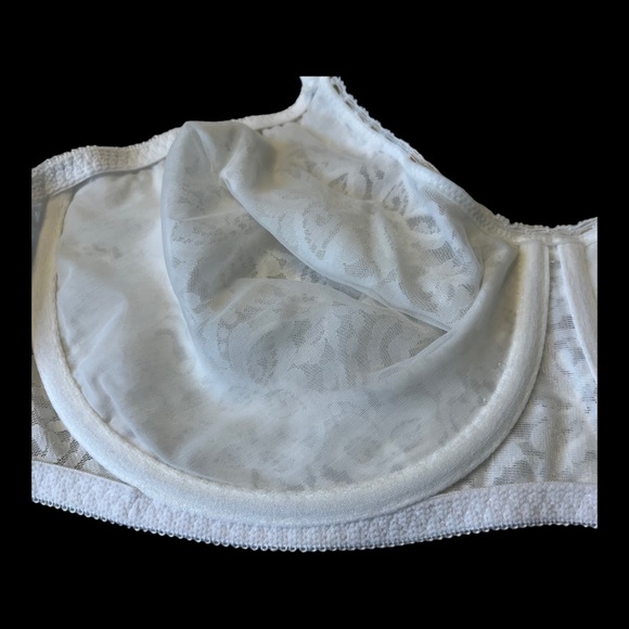 Bali Women’s White Lace Underwire Bra 38DD - Picture 8 of 12